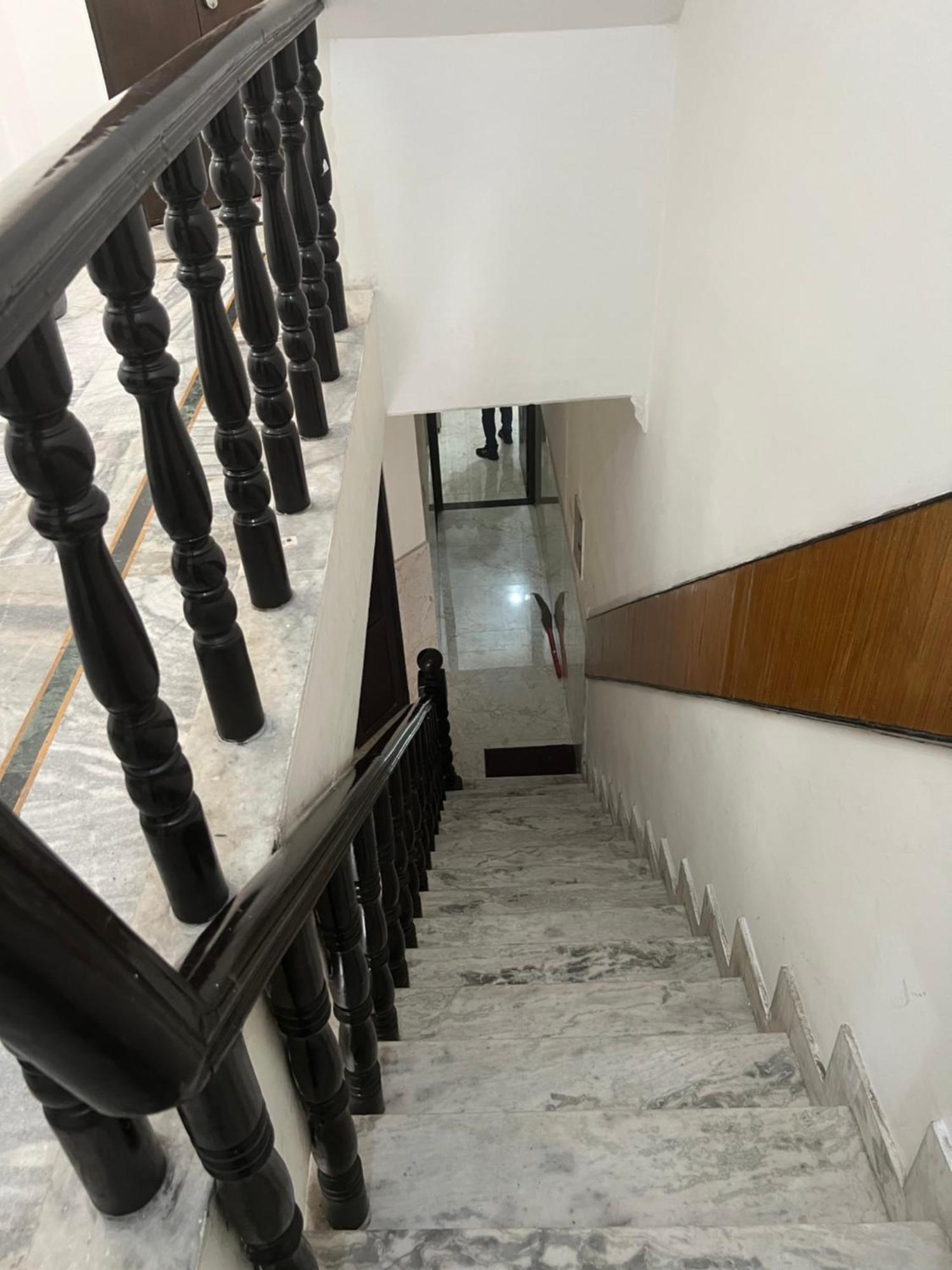 Raja Guest House -- Jalandhar Railway Station -- For Family, Couples, Travellers Luaran gambar